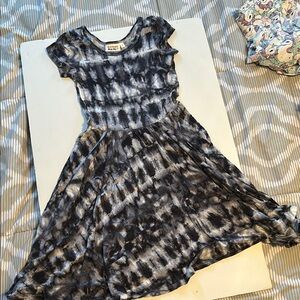 Dot Dot Smile Black and Gray Casual Dress